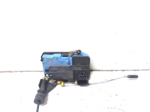 VOLVO XC70 (2000–2007) Front door lock 30753824 - 3