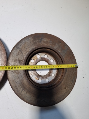 Volkswagen Jetta VII (2021–2026) Front brake disc - 2