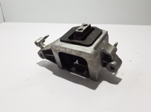 Hyundai Tucson (2015–2026) Engine mount 21824N9500 - 4