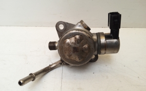 VOLVO V70 III (2007–2017) Kütusepump 31392104 - 3
