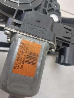 Ford Ranger (2011–2015) Rear side door window regulator 926452102 - 4