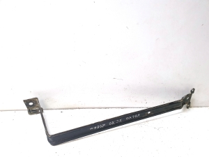 Fuel tank bracket - 
