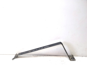 VOLVO XC70 (2000–2007) Fuel tank bracket - 3