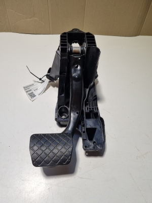 Brake pedal - 5QM723058M