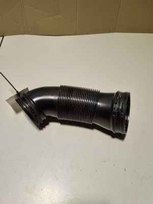 Air intake hose - 5QM129684B