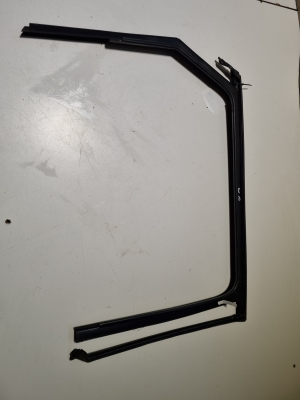 Rear side door seal on the door - 17A839439