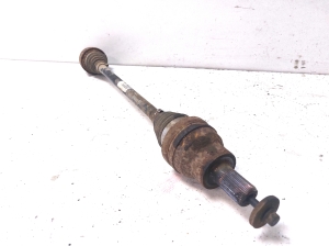 VOLVO XC70 (2000–2007) Tagumine veovõll ja selle osad T060216 - 5