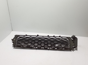 Dacia Duster (2017–2024) Front bumper lower grille - 5