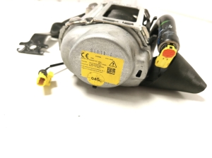 Volkswagen Passat B8 (2014–2023) Tagumine turvavöö 3G5857805E - 3