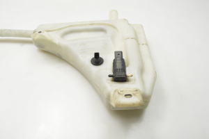 AUDI Q7 (2006–2015) Front washer fluid reservoir 4L0955453 - 2