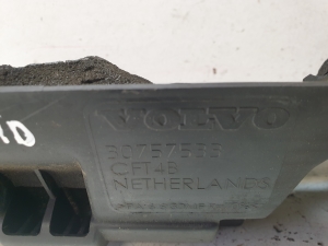 VOLVO XC70 (2000–2007) Sonstiges Teil unter der Motorhaube 30757533 - 2