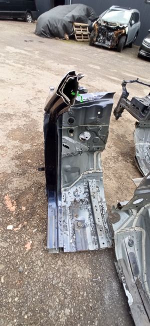 RENAULT Koleos (2016–2026) Vorderer Ausleger 641016809R - 2