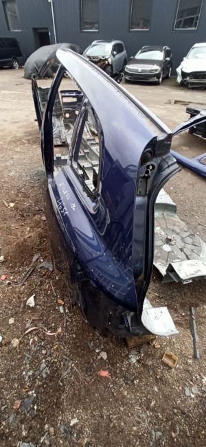   Kotflügel hinten und seine Teile  - 763132447R 