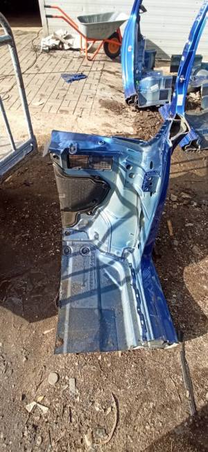 Skoda Fabia (2018–2021) Front outrigger 6Q7803092B - 3