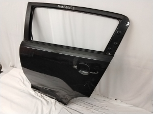 Kia Sportage (2016–2021) Rear side doors 77003F1000 - 4