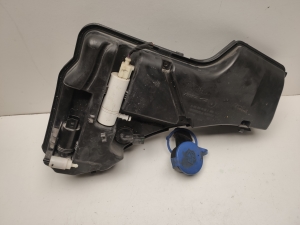 Mercedes Benz ML-Class 166 (2011–2015) Front washer fluid reservoir A1668601060 - 2