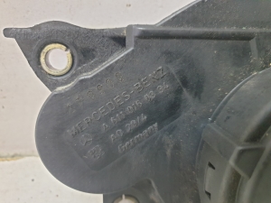 Mercedes Benz C-Class 203 (2000–2007) Breather A6110160334 - 3
