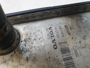 VOLVO XC70 (2000–2007) Ölkühler 8677973 - 5