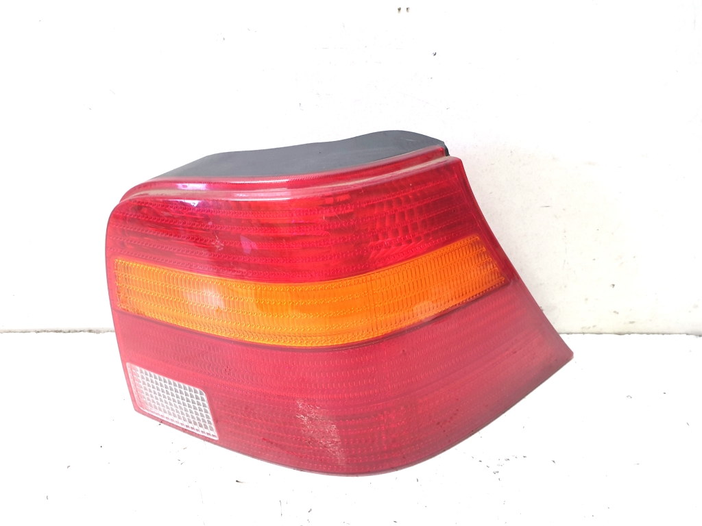 Volkswagen Golf IV (1997–2003) Eckleuchte hinten 1J6945096Q Volkswagen Golf IV (1997–2003) Eckleuchte hinten 1J6945096Q
