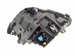 Mercedes Benz C-Class 205 (2014–2021) Scheinwerfer vorne A2059063204 - 4
