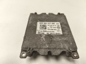 AUDI A4 B9 (2015–2026) Xenon headlight control unit 7PP941571BC - 5