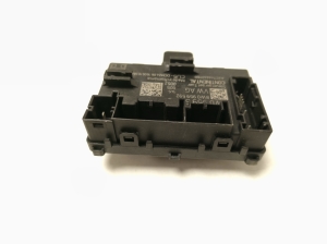 AUDI A4 B9 (2015–2026) Front door control unit 8W0959592G - 2