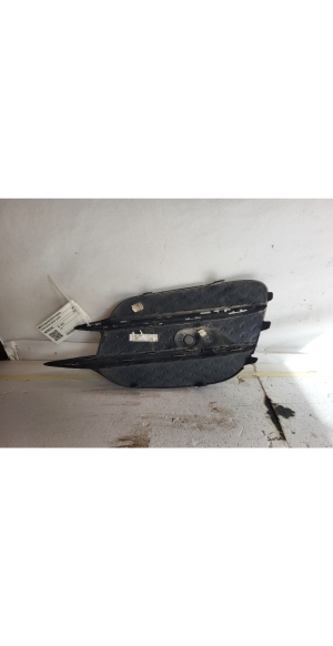 Mercedes Benz V-Class 447 (2014–2026) Front bumper lower grille A4478851200 - 2