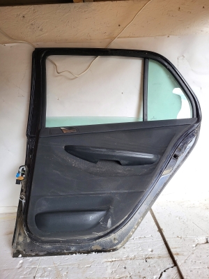 Skoda Fabia MK 1 (1999–2008) Tagumised küljeuksed ja nende osad 6Y6833056 - 3