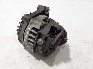 BMW 5 SERIES F11 (2010–2017) Alternator 8507625 - 2