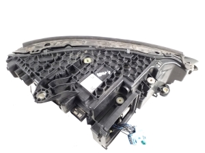 Mercedes Benz EQE V295 (2022–2026) Esituli A2959061901 - 2