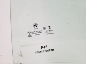 BMW X1 F48 (2015–2022) Aizmugurējo sānu durvju stikls 7349497 - 3