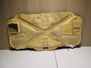 Mitsubishi Pajero IV (2006–2026) Hood sound insulation - 3