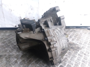 Ford Mondeo III (2000–2007) Käigukast 1S7R7F096 - 2