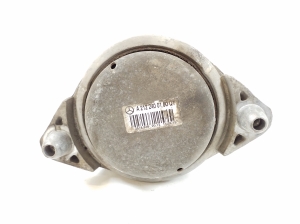 Mercedes Benz E-Class W207 (2009–2017) Mootoripadi A2122400100 - 3