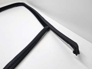 Volkswagen ID 7 E (2024–2026) Front door rubber seal 14A837440 - 4