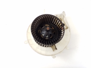   Heizungsgebläsemotor  - A1718350104 