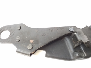 Mercedes Benz SLK-Class 171 (2004–2011) Veel üks katuse detail A2307901477 - 3