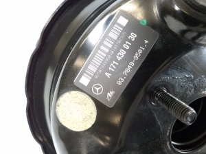 Mercedes Benz SLK-Class 171 (2004–2011) Brake booster A1714300130 - 4