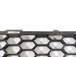 TOYOTA Corola Verso R1 (2004–2009) Front bumper lower grille 531120F010 - 3