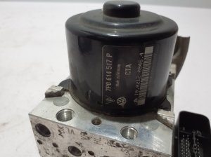 Porsche Cayenne (2010–2017) ABS unit 7P0614517P - 4