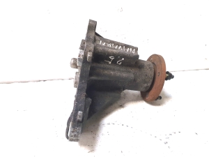 NISSAN Navara (1998–2007) Veepump - 3