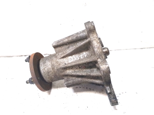 NISSAN Navara (1998–2007) Veepump - 4
