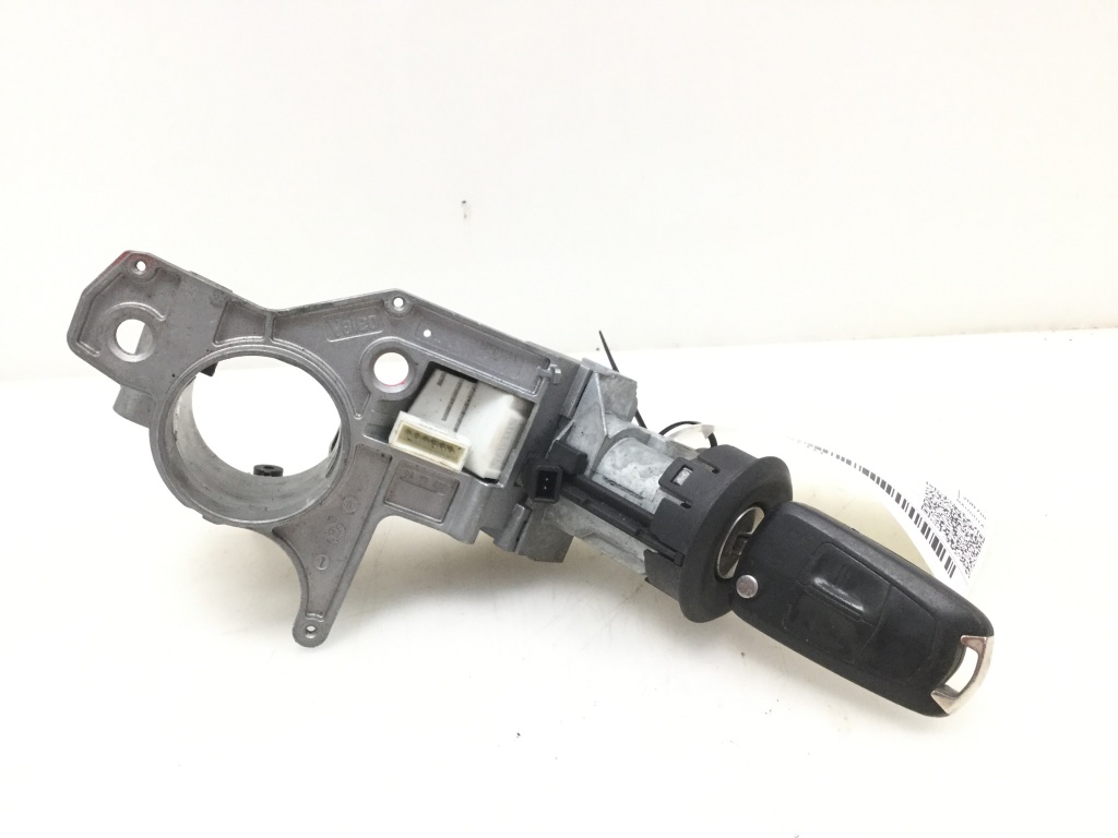 Used Opel Zafira Ignition switch 2421430