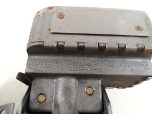 TOYOTA Corola Verso R1 (2004–2009) Roolivõll 452500F030 - 4