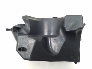 Opel Zafira B (2005–2014) Air filter housing 55557127 - 3