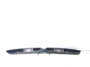 AUDI A4 B5 (1994–2001) Numbrimärgi valgustuse korpus 8D5827576B - 5