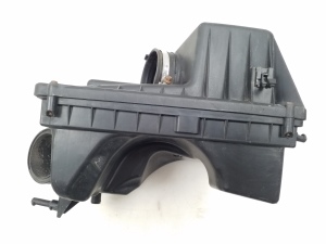Opel Zafira B (2005–2014) Luftfiltergehäuse 55557127 - 3