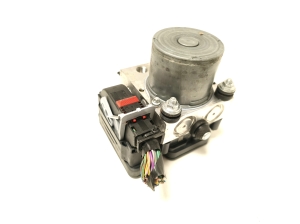 Jaguar XE (2015–2026) ABS plokk GX7314F447AF - 2