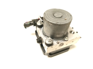 Jaguar XE (2015–2026) ABS plokk GX7314F447AF - 4