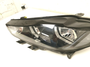 Jaguar XE (2015–2026) Esituli GX7313W030GD - 7